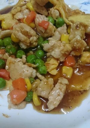 รูปของ ห่อไข่ไส้ทะลัก