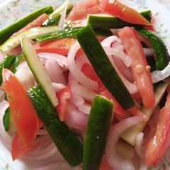 A picture of Three Color Veggie Salad.