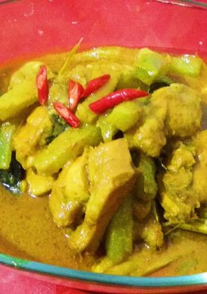 Foto resep Gulai ayam labu kuning