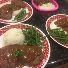 A picture of Franks Salisbury Steak.
