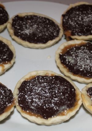 Une photo de Tartelettes chocolat et caramel beurre salé