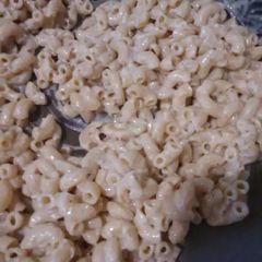 A picture of Creamy Garlic Parmesan pasta.