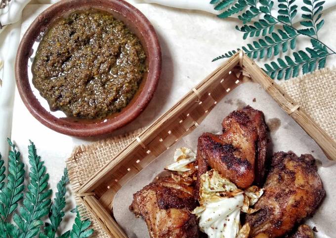 Resep Ayam bumbu hitam madura Resep Ayam bumbu hitam madura