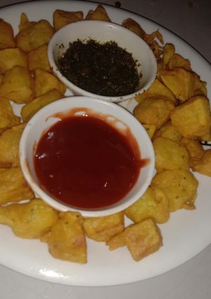 A picture of Potatoes cube Pakora.