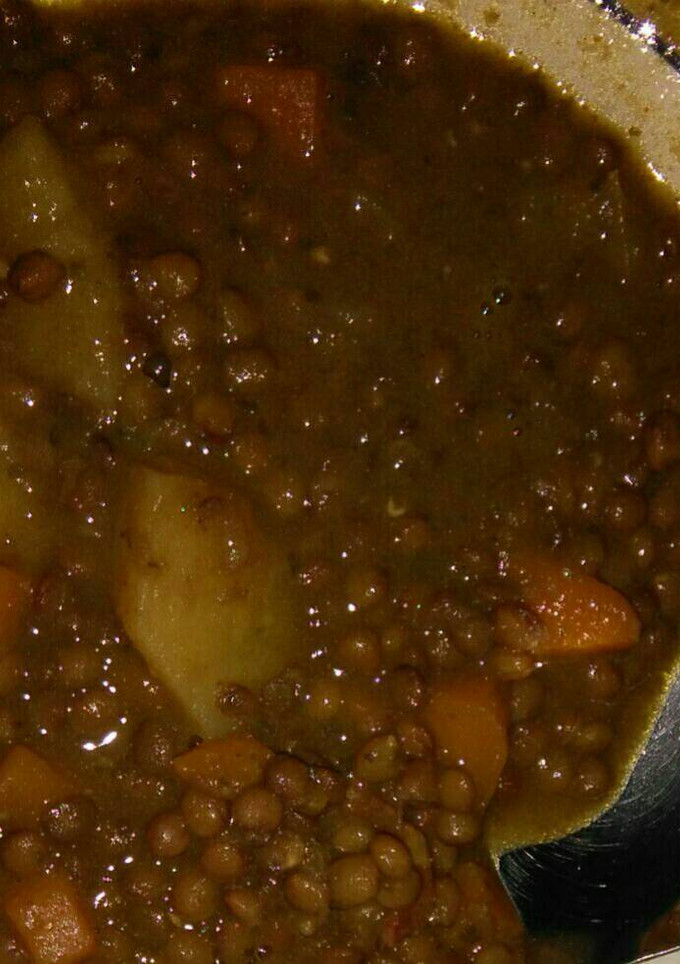 Una foto de Lentejas pardinas estofadas