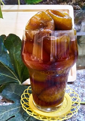 Une photo de Confiture des figues blanche