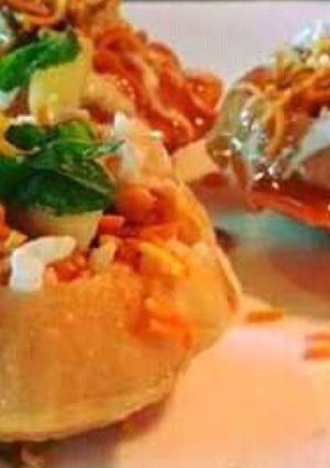 A picture of Raj Kachori.