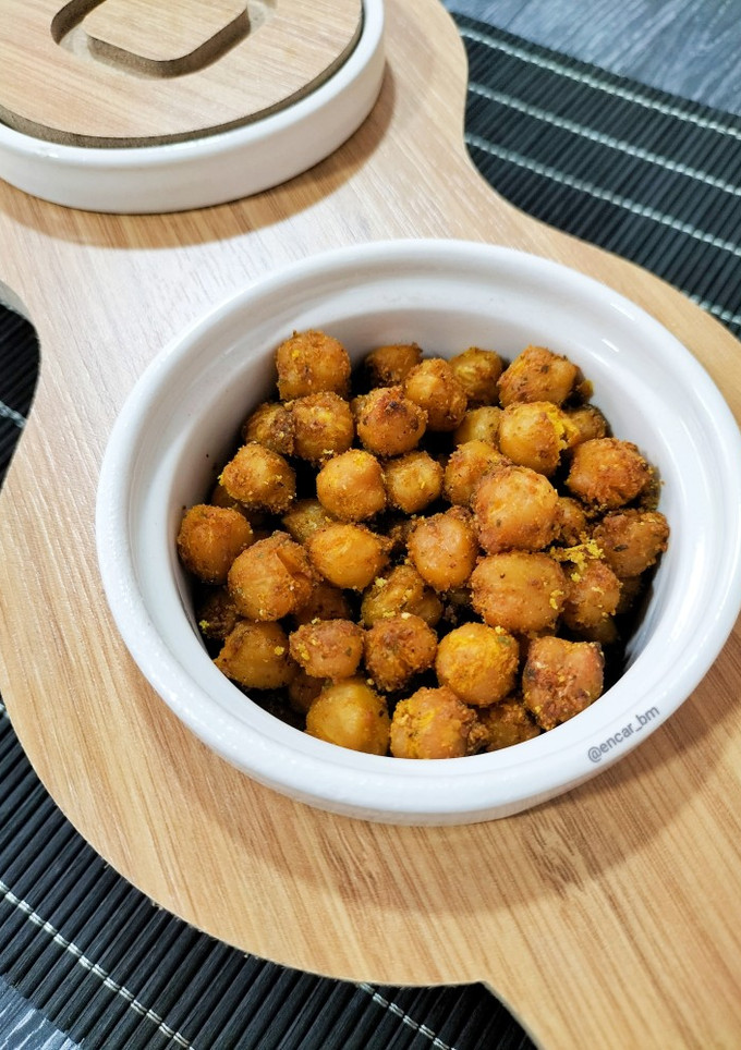 Una foto de Snack de garbanzos saludables en airfryer
