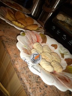 A picture of Simple homemade cookies.