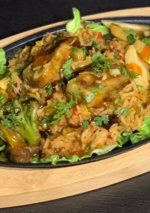 A picture of Paneer Chilli Sizzler.