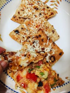 चीज़ रोटी सैंडविच (Cheese Roti Sandwich recipe in hindi) रेसिपी मुख्य फोटो