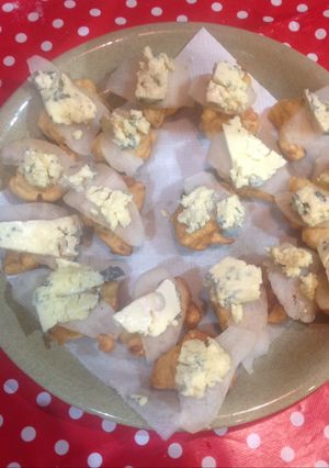 Foto principal de Buñuelo de pera y queso azul