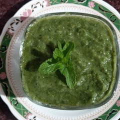A picture of Mongre ki chutney.