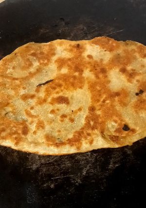 A picture of Leftover bringle sa paratha 🍆🍆.