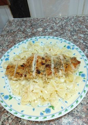 Une photo de Farfalles à l'escalope de dinde