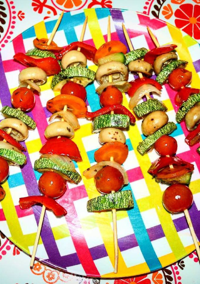 Una foto de Brochetas veganas
