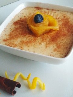 Una foto de Arroz con leche con manzana caramelizada