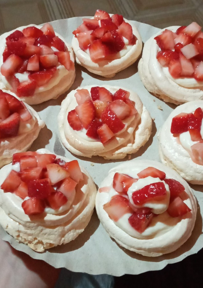Una foto de Mini Pavlovas