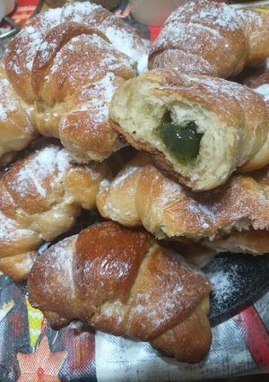 O poză a rețetei Cornuri cu rahat 🥐.