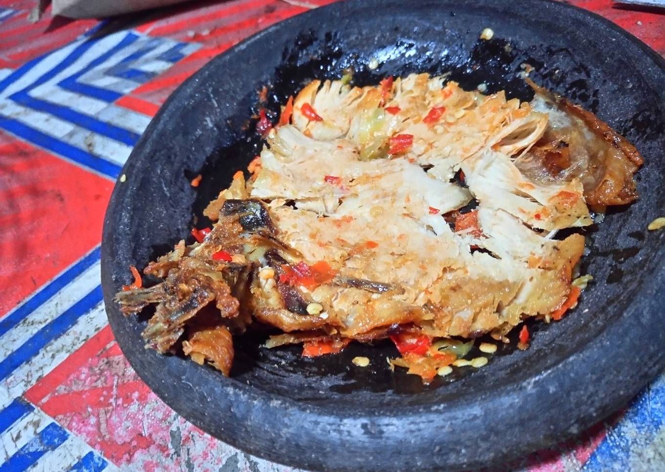 Ayam panggang geprek istimewah
