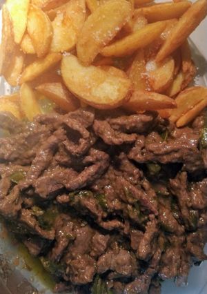 Una foto de Ternera con pimiento verde y soja 😋