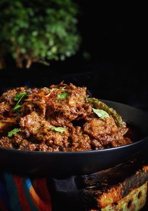 গরুর শাহী রেজালা রেসিপির প্রধান ছবি