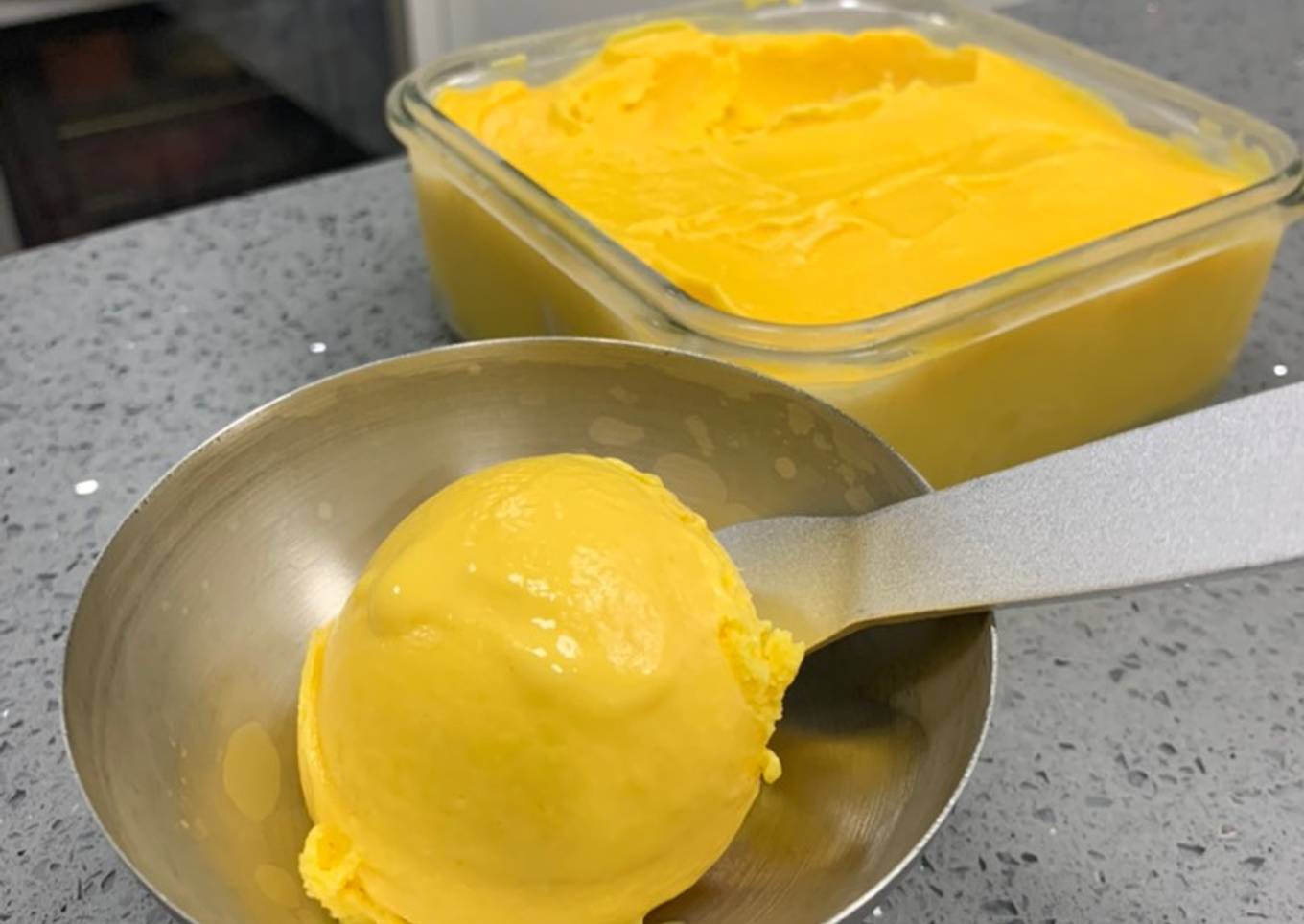 Mango passion fruit frozen yogurt