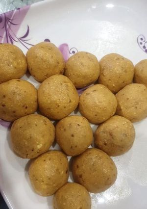 A picture of Satu ke laddu.