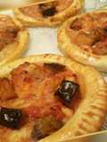 Aubergine and mozzarella mini pies