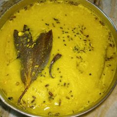 A picture of Urad dal in Bengali Style.