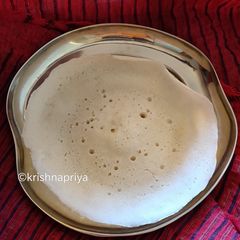 A picture of Appam without baking soda.