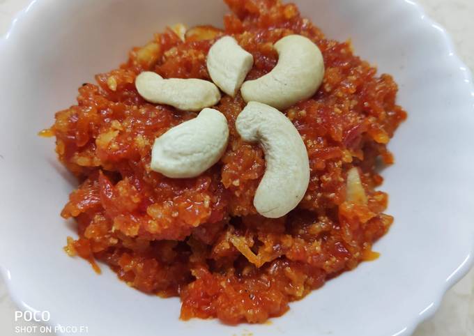 Gajar ka halwa or carrot halwa