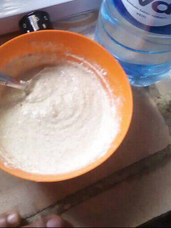 A picture of Oat and banana.
