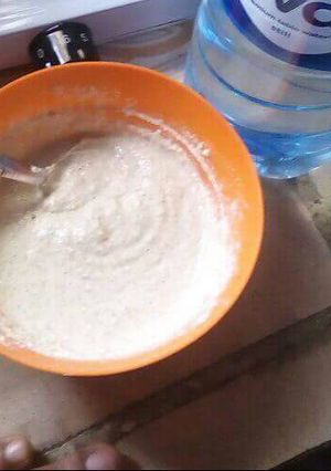 A picture of Oat and banana.