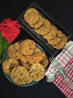 મેથી પૂરી (Methi Puri Recipe in Gujarati) રેસીપી મુખ્ય ફોટો