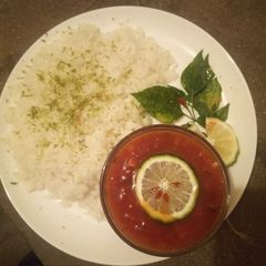 A picture of Mint rice and mild chilly soup.