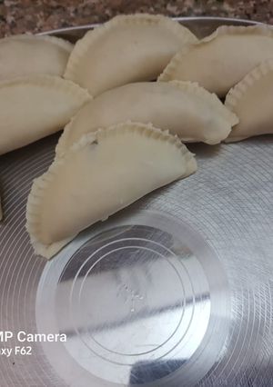 होली कि गुजिया(holi ki gujiya recipe in hindi) रेसिपी मुख्य फोटो