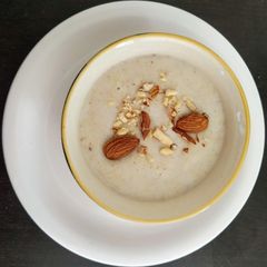 A picture of Milk oats porridge.