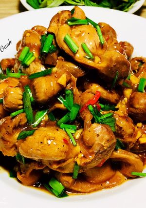 Hình của món Mề Gà Xào Bơ.