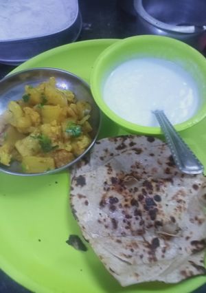 आलू गोभी(Aloo gobhi recipe in Hindi recipe in Hindi) रेसिपी मुख्य फोटो