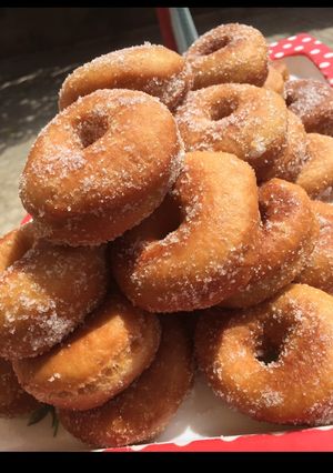 A picture of Doughnut 🍩.
