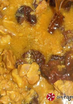 Φωτογραφία της συνταγής Tajine με αρνάκι, δαμάσκηνα και αρωματικό κουσκούς