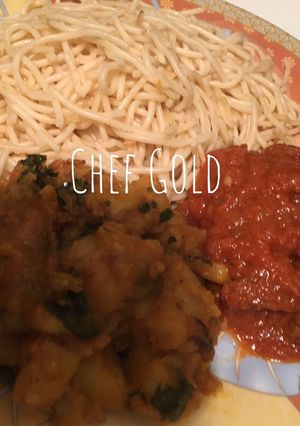 A picture of Spaghetti/ porridge yam and beef stew.