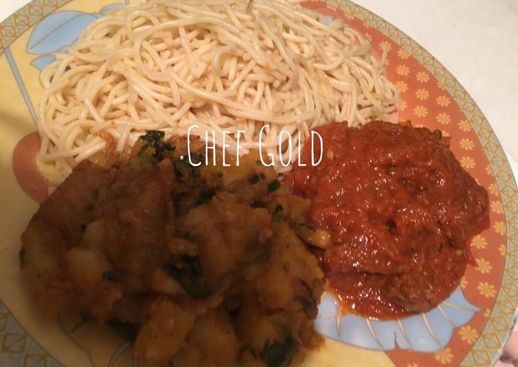 Spaghetti/ porridge yam and beef stew