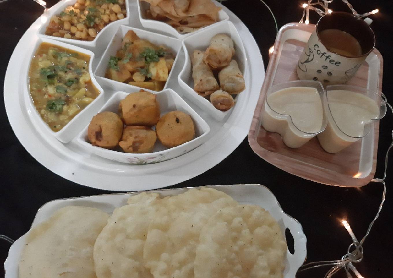 Hi-tea snacks (potato rolls)