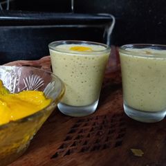 A picture of Mango Shots.
