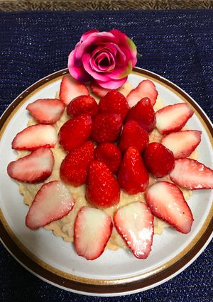 Una foto de Tarta de Fresas con Crema Pastelera!