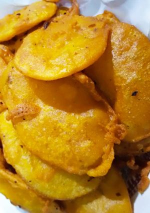 A picture of Crispy Aloo pakoray.