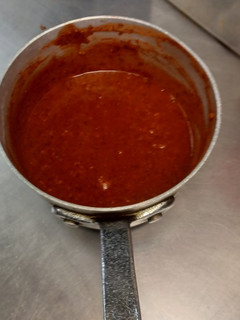 A picture of Rajin' Cajun Garlic hot sauce.