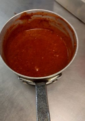 A picture of Rajin' Cajun Garlic hot sauce.